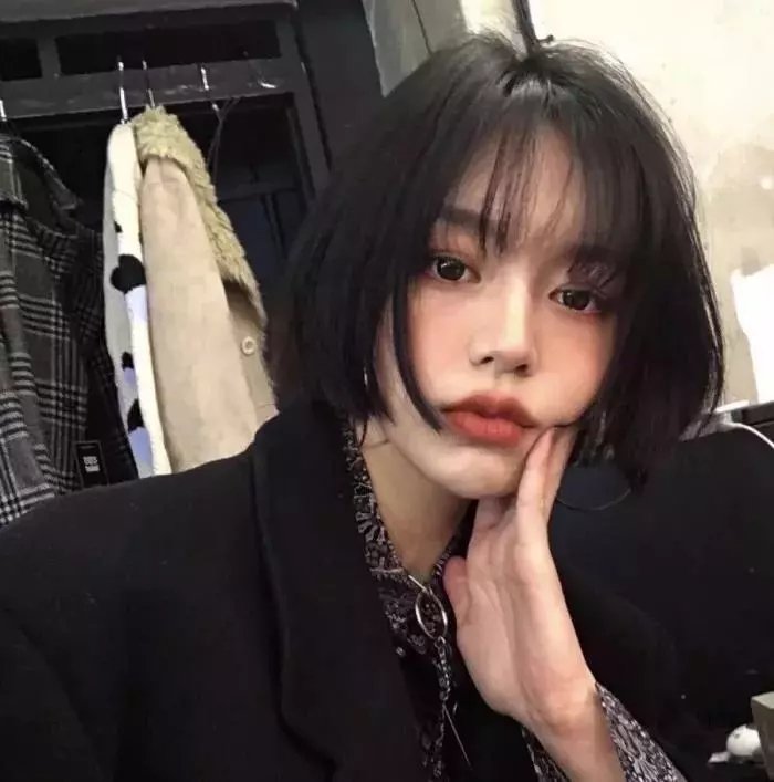 所以......和黑粉结婚了